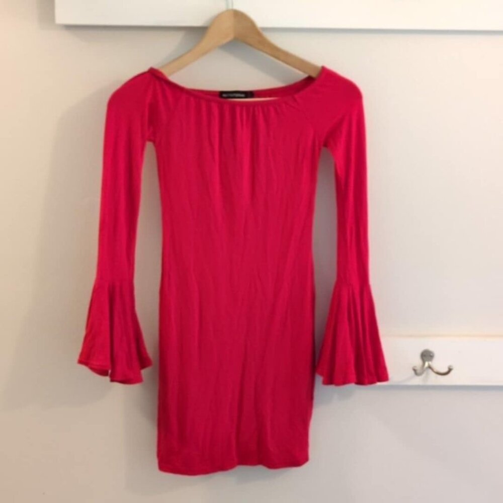 PrettyLittleThing 2 Dress Red Bodycon Sexy Bell Sleeve Stretchy Homecoming Hoco